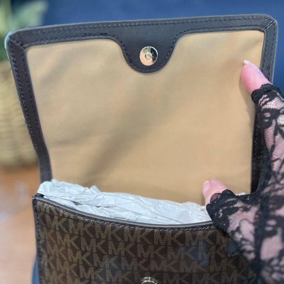 Michael Kors Brown & Gold Belt Bag (Fanny Pack) - Picture 5 of 14